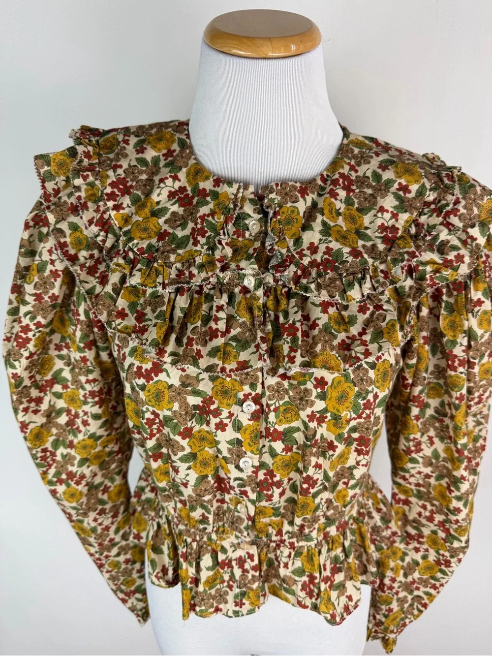 Doen Dolores Top in Jennifer Spring Floral Liberty Fabric Puff Sleeve Size XS